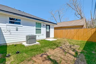7339 Krueger Road #A, Houston, TX 77033 - Photo 39
