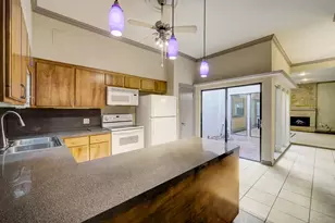 3158 W Holcombe Blvd, West University Place, TX 77025 - Photo 9