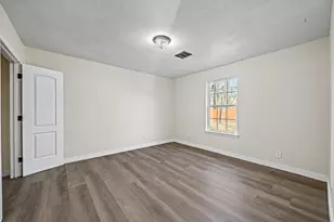 6911 Sherwood Dr, Houston, TX 77021 - Photo 15