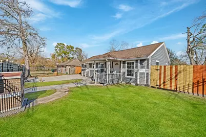 6911 Sherwood Drive, Houston, TX 77021 - Photo 3