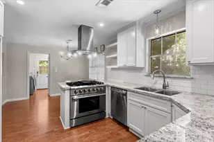 2022 Grove Lake Dr, Houston, TX 77339 - Photo 25
