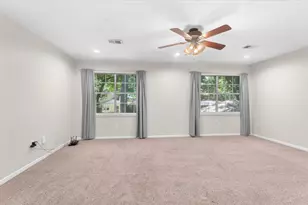 2022 Grove Lake Dr, Houston, TX 77339 - Photo 27