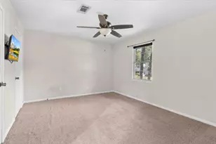 2022 Grove Lake Dr, Houston, TX 77339 - Photo 19