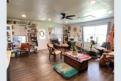 11009 N Hwy 77, Lexington, TX 78947 - Photo 15