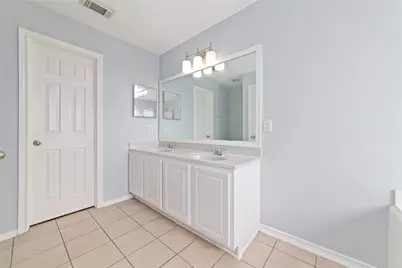 8734 Rainglen Lane, Houston, TX 77044 - Photo 25