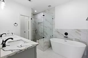 3034 Wayne St, Houston, TX 77026 - Photo 25