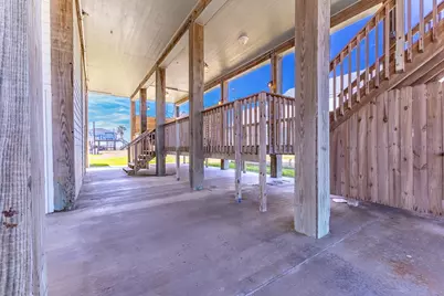 13111 Buccaneer Parkway, Freeport, TX 77541 - Photo 25