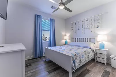 13111 Buccaneer Parkway, Freeport, TX 77541 - Photo 15