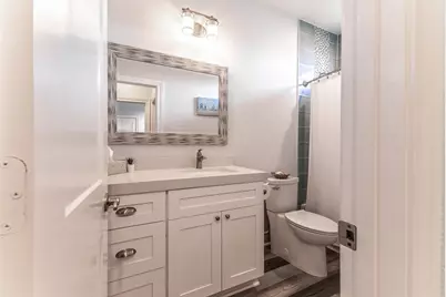 13111 Buccaneer Parkway, Freeport, TX 77541 - Photo 17