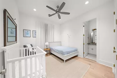 215 W 34th Street, Houston, TX 77018 - Photo 43
