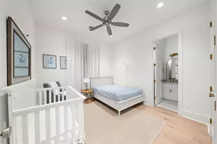 215 W 34th St, Houston, TX 77018 - Photo 43