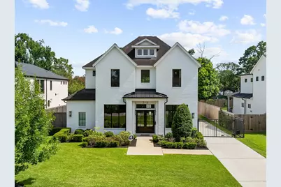 215 W 34th Street, Houston, TX 77018 - Photo 1