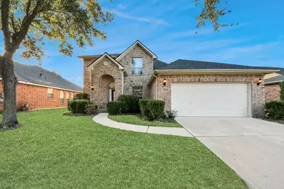 13719 Hartford Court, Sugar Land, TX 77498 - Photo 3