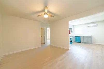 912 Church Street #4, Galveston, TX 77550 - Photo 9