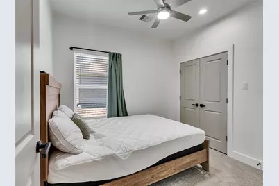 7980 Angus Street #B, Houston, TX 77028 - Photo 19