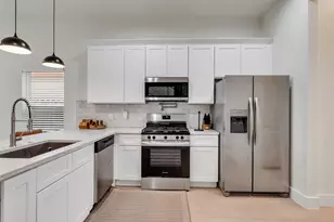 7980 Angus St, Houston, TX 77028 - Photo 9