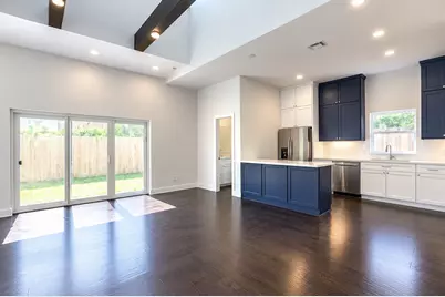 7730 Jacquelyn Oaks Road, Houston, TX 77055 - Photo 5