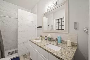 3223 Avenue M, Galveston, TX 77550 - Photo 7