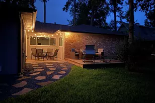 623 Hickory Ridge Dr, Shenandoah, TX 77381 - Photo 3