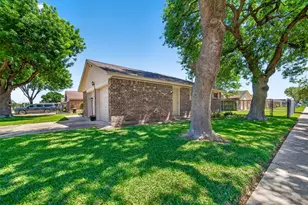 1110 Brookhollow Dr, Deer Park, TX 77536 - Photo 3