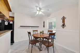 1110 Brookhollow Dr, Deer Park, TX 77536 - Photo 5