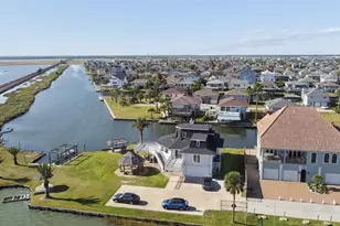 1318 Blue Heron St, Bayou Vista, TX 77563 - Photo 1