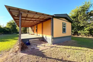 1811 Burnett St, Baytown, TX 77520 - Photo 11