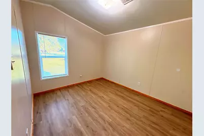 1811 Burnett Street, Baytown, TX 77520 - Photo 9