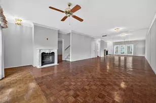 360 Wilcrest Dr, Houston, TX 77042 - Photo 5