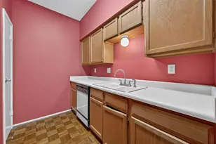 360 Wilcrest Dr, Houston, TX 77042 - Photo 25