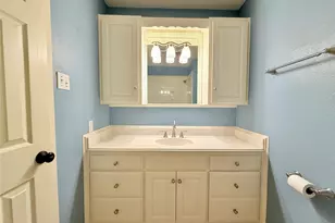 204 Hillcrest Dr, Alvin, TX 77511 - Photo 19