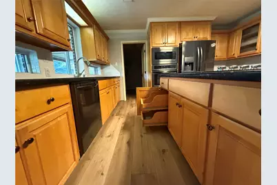 204 Hillcrest Drive, Alvin, TX 77511 - Photo 31