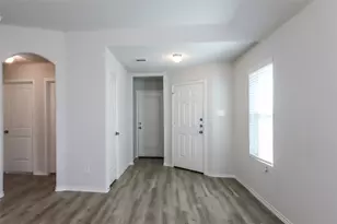 12719 Silver Memorial Rd, Houston, TX 77014 - Photo 3