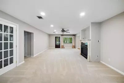 13373 Southshore Drive, Conroe, TX 77304 - Photo 15