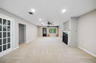 13373 Southshore Dr, Conroe, TX 77304 - Photo 15