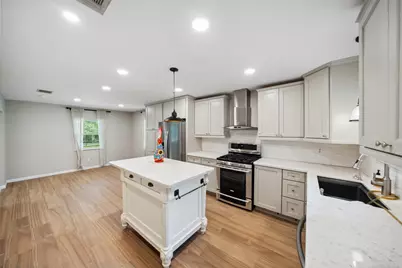 13373 Southshore Drive, Conroe, TX 77304 - Photo 3