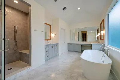 955 W 42nd Street, Houston, TX 77018 - Photo 15