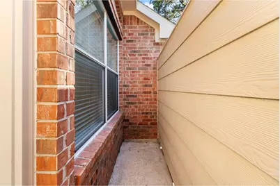 31 Auburn Path Drive, The Woodlands, TX 77382 - Photo 21