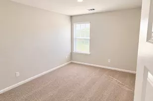 8114 Alpine Bearberry Dr, Houston, TX 77016 - Photo 13