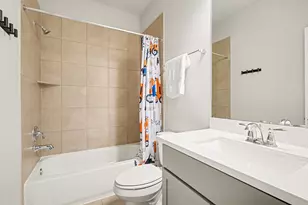 4917 Harbor Brooks Ln, League City, TX 77573 - Photo 37