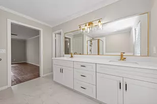 106 Breezy Point Pl, Spring, TX 77381 - Photo 19