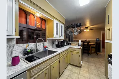 201 W 5th Street, Deer Park, TX 77536 - Photo 35
