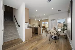 2640 Afton Hts Wy, Houston, TX 77051 - Photo 3