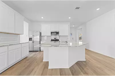 13911 Bay Crest Drive, Dickinson, TX 77539 - Photo 3