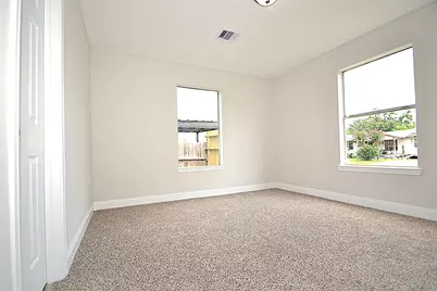 911 Whitaker Avenue, Pasadena, TX 77506 - Photo 7