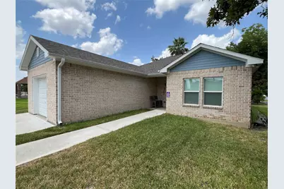 2323 Oakdale Street, Houston, TX 77004 - Photo 1