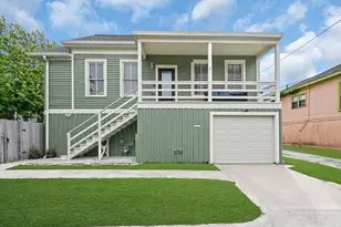 1410 17th St, Galveston, TX 77550 - Photo 3