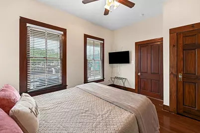 1410 17th Street, Galveston, TX 77550 - Photo 11