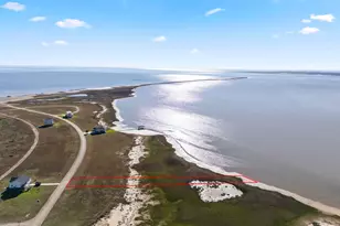 3220 Camp Hulen Dr, Palacios, TX 77465 - Photo 1