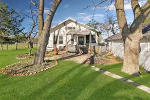 111 S Mill St, Flatonia, TX 78941 - Photo 17